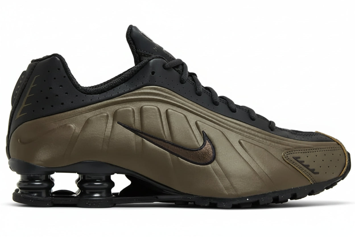 NIKE SHOX R4