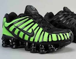 NIKE SHOX Thermoreactive Green