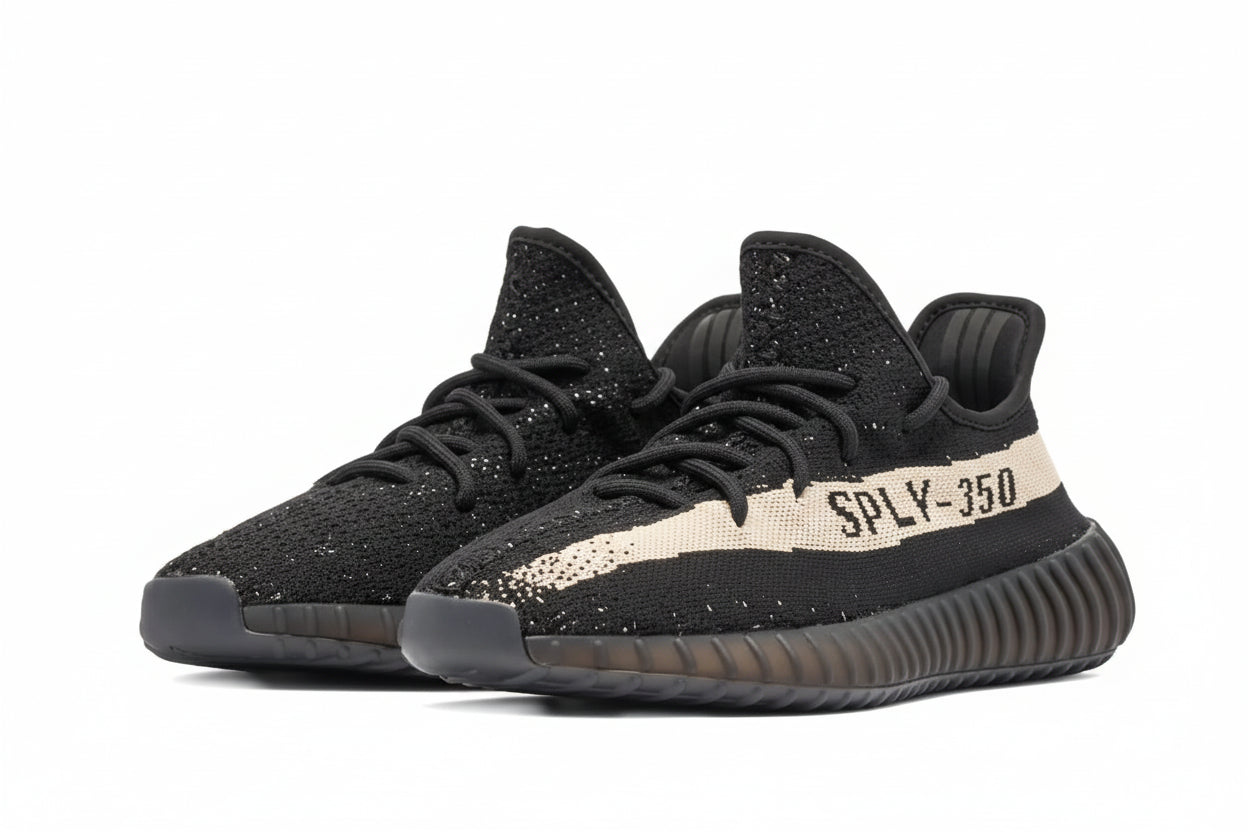 ADIDAS YEEZY OREO