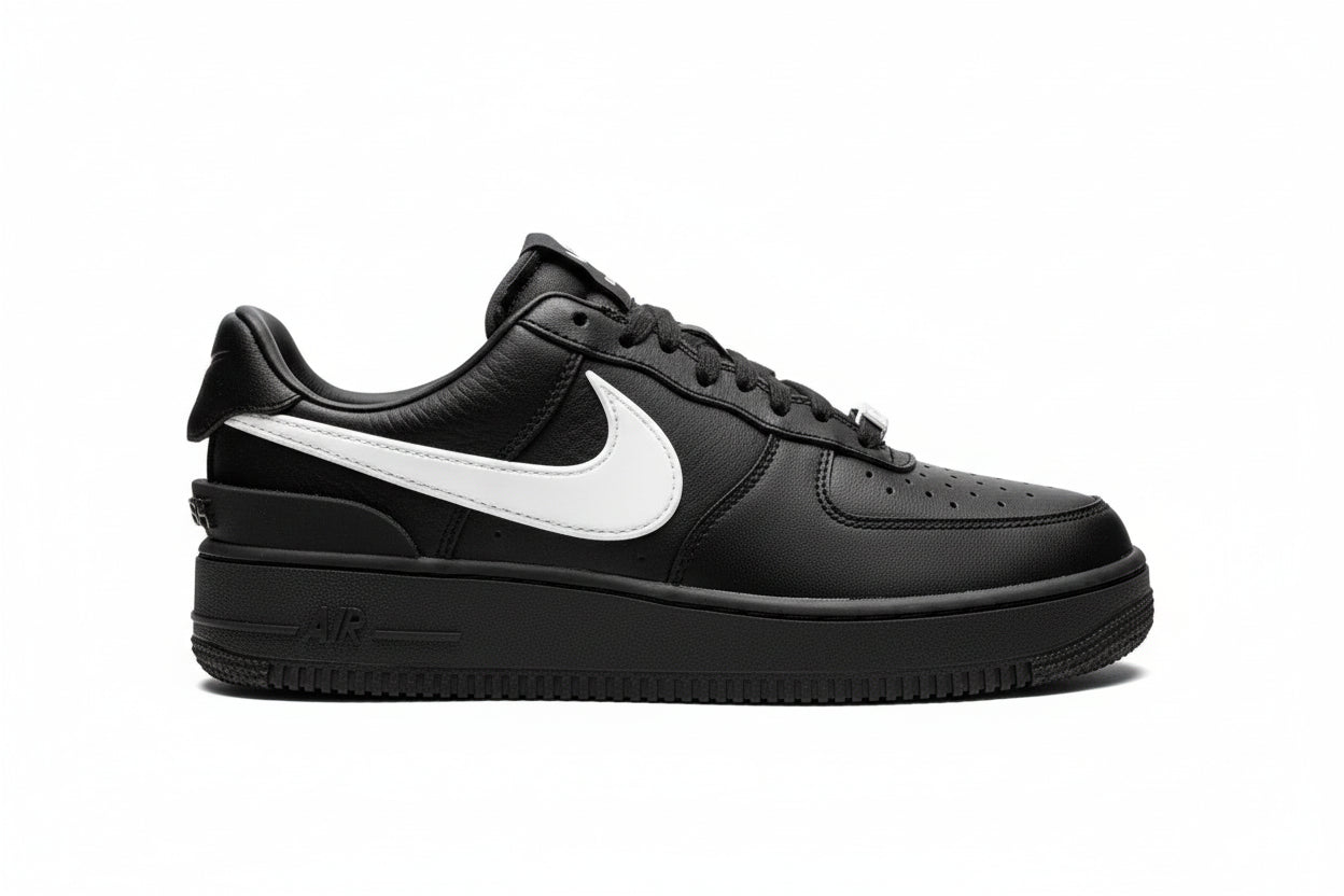 NIKE AMBUSH BLACK