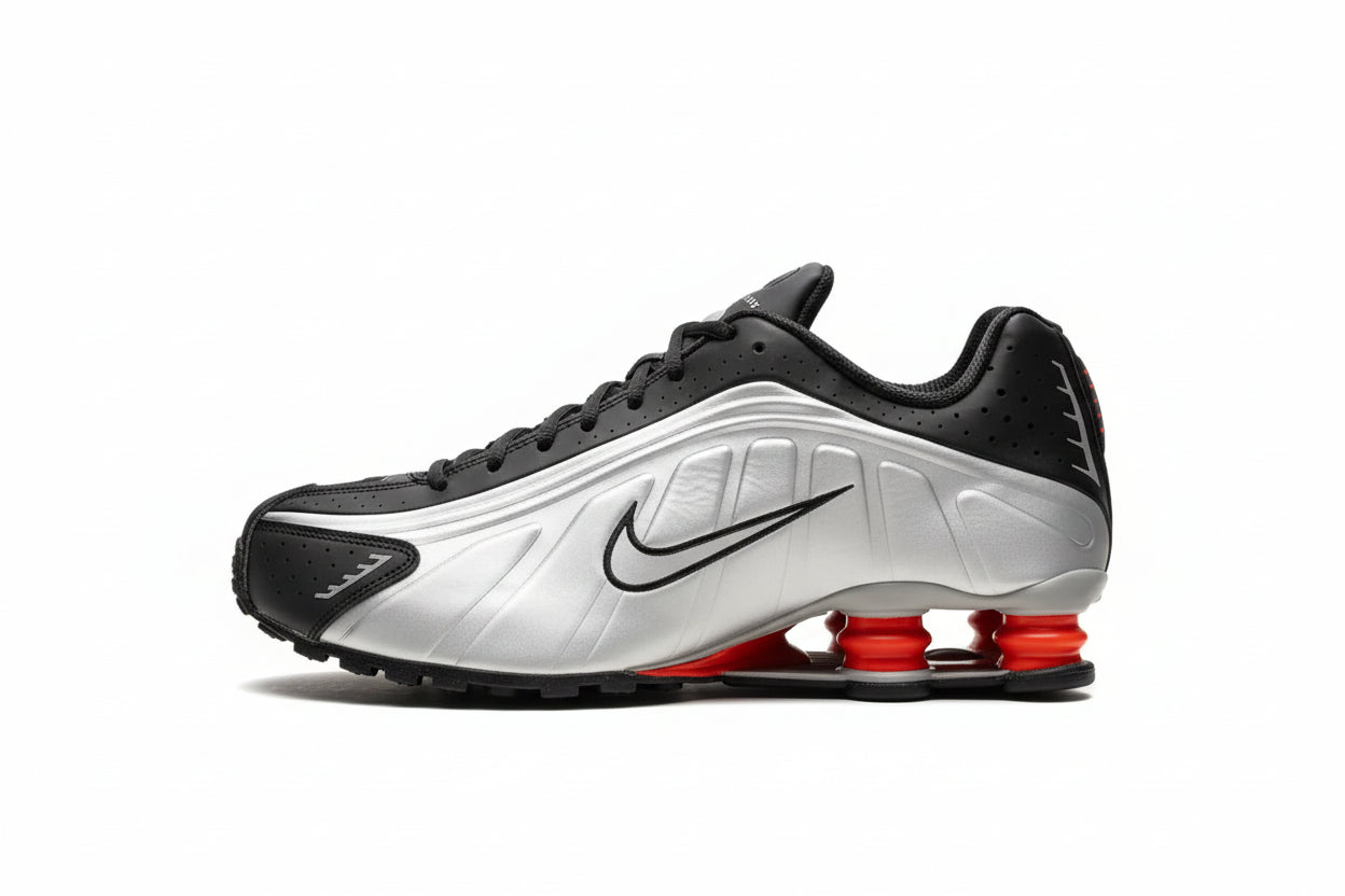 NIKE SHOX R4 SILVER