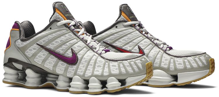 NIKE SHOX VIOTECH