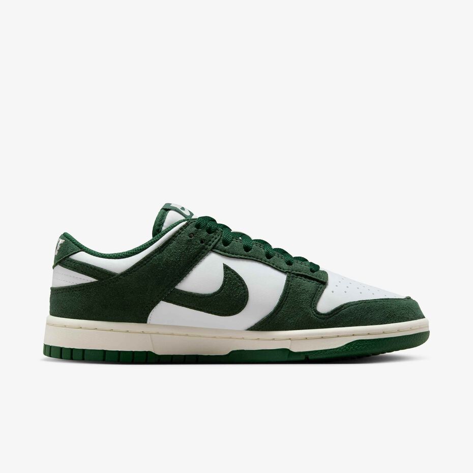 Lowdunk suede